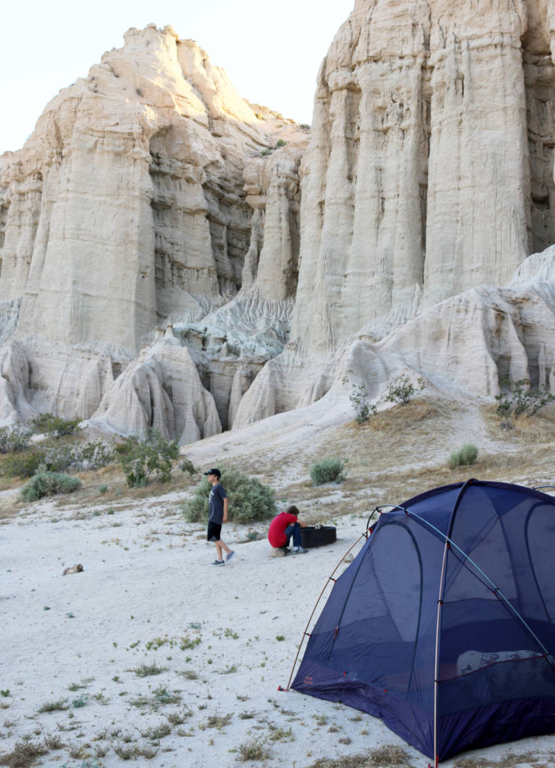 Desert cliffs add drama and beauty to Ricardo Campground. 