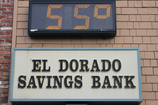 In one scene in the film, Lady Bird and her father Larry enter the El Dorado Savings Bank to figure out how they will pay for college. Filmmaker Greta Gerwig has a personal connection to the bank: she used to babysit one of the bank tellers.