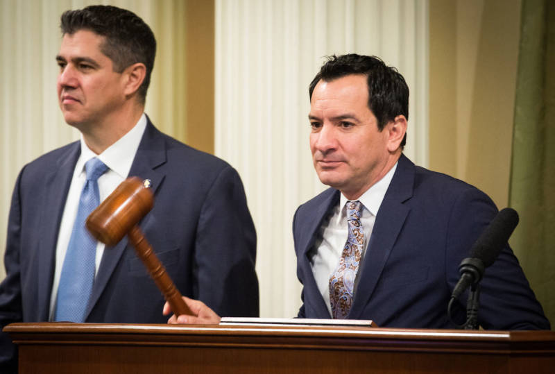 Assembly Speaker Anthony Rendon, right, calls the Assembly to order before the State of the State address at the State Capitol in Sacramento on Jan. 25, 2018.