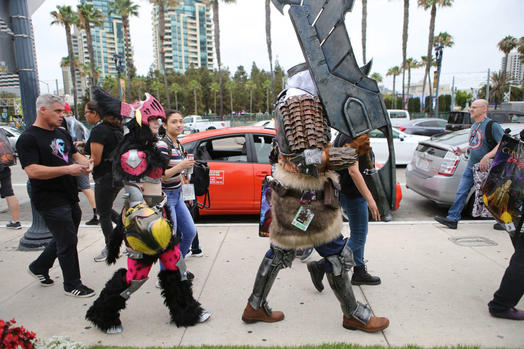 The sidewalks around the San Diego Convention Center were crowded with attendees, some in costume and some not. 