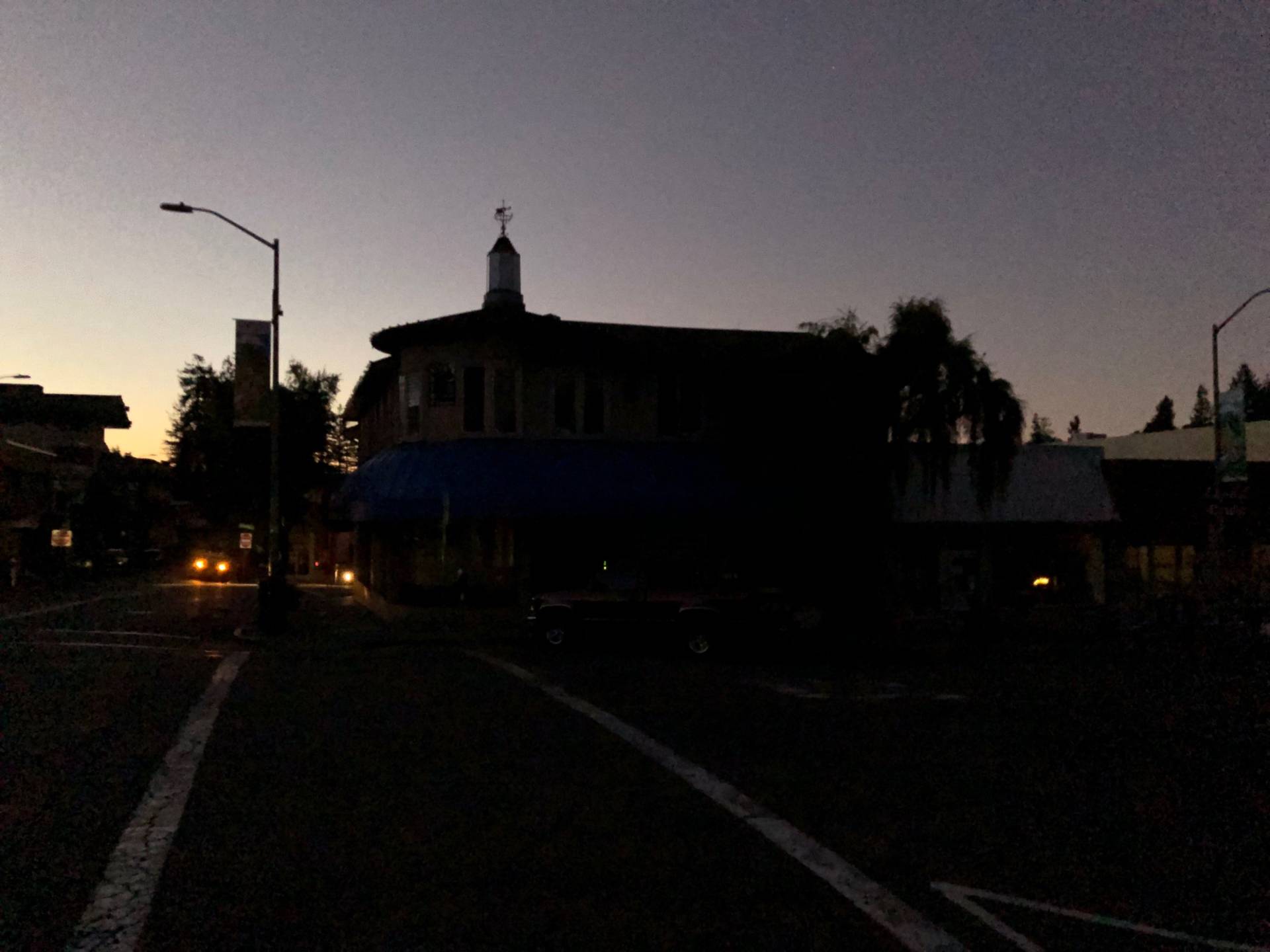 The Montclair neighborhood of Oakland at dawn Thursday morning. The area was among those that had their power cut in the second phase of shutoffs late Wednesday night.