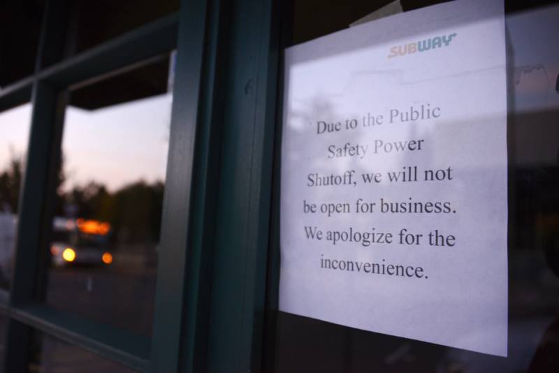 The widespread power shutoffs led to business closures across Northern California.